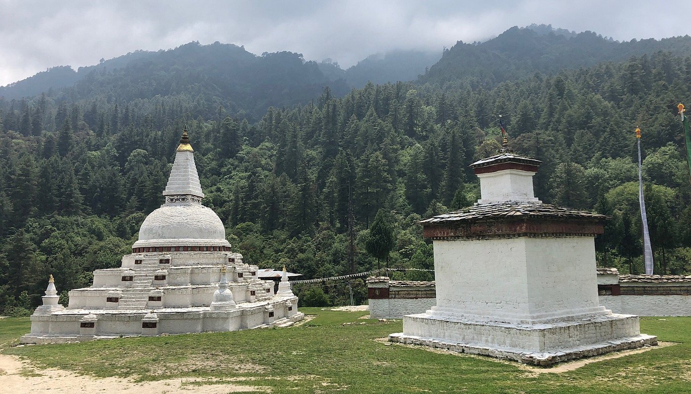 Chendebji Chorten