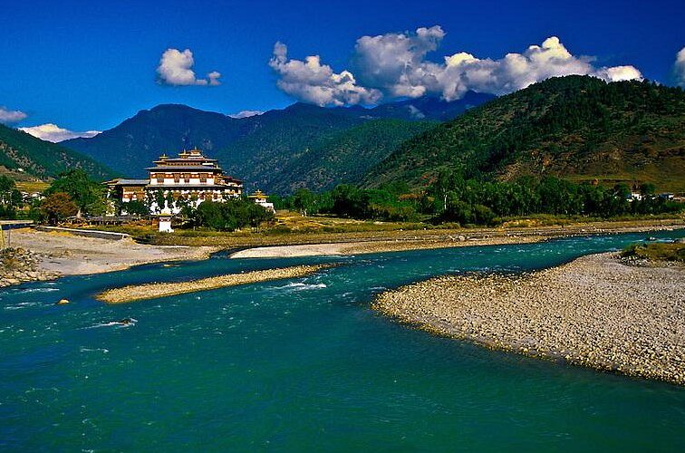 punakha-dzong